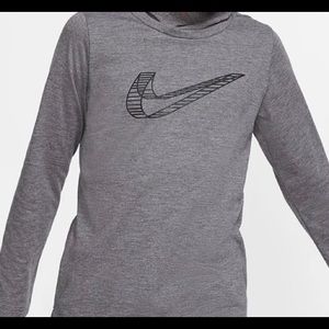 NWOT Nike Dri Fit Long Sleeved Hooded  Training Tee